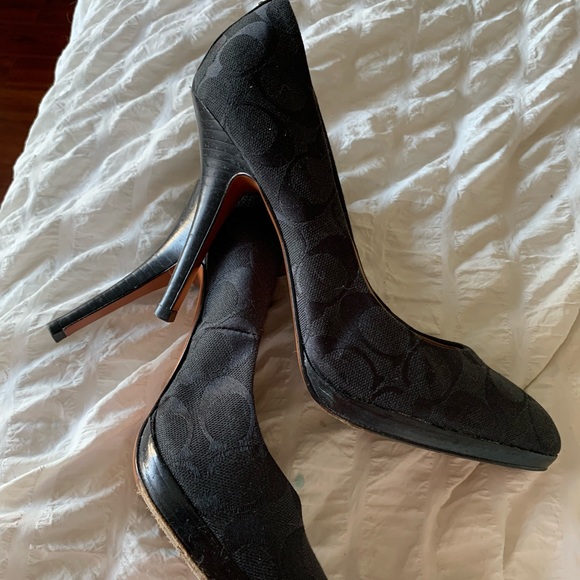Coach black monogram high heels size 8 - Picture 15 of 16